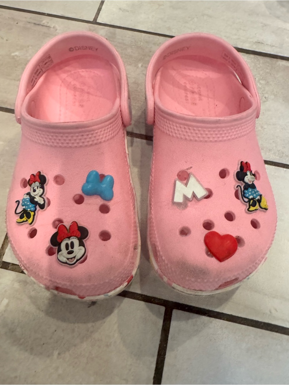 Girls' Pink Minnie Mouse Croc Sandals - Kids Shoes